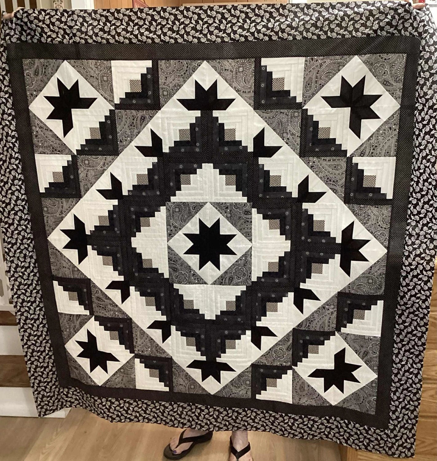 Grandeur Quilt Pattern by Deb Heatherly - Deb's Cats N Quilts (DH2515)